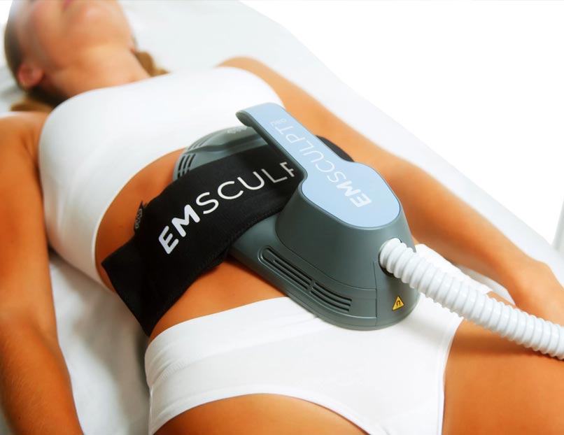 EmSculpt Neo® Inovativno oblikovanje tela - u toku tretmana stomačnih mišića